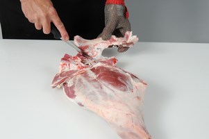 Leg Joints – Whole Leg (B) Meat Cut Spec Step 1